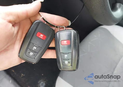 2022 Toyota Rav4 Xle from USA, damaged, VIN 2T3W1RFV3NC199161